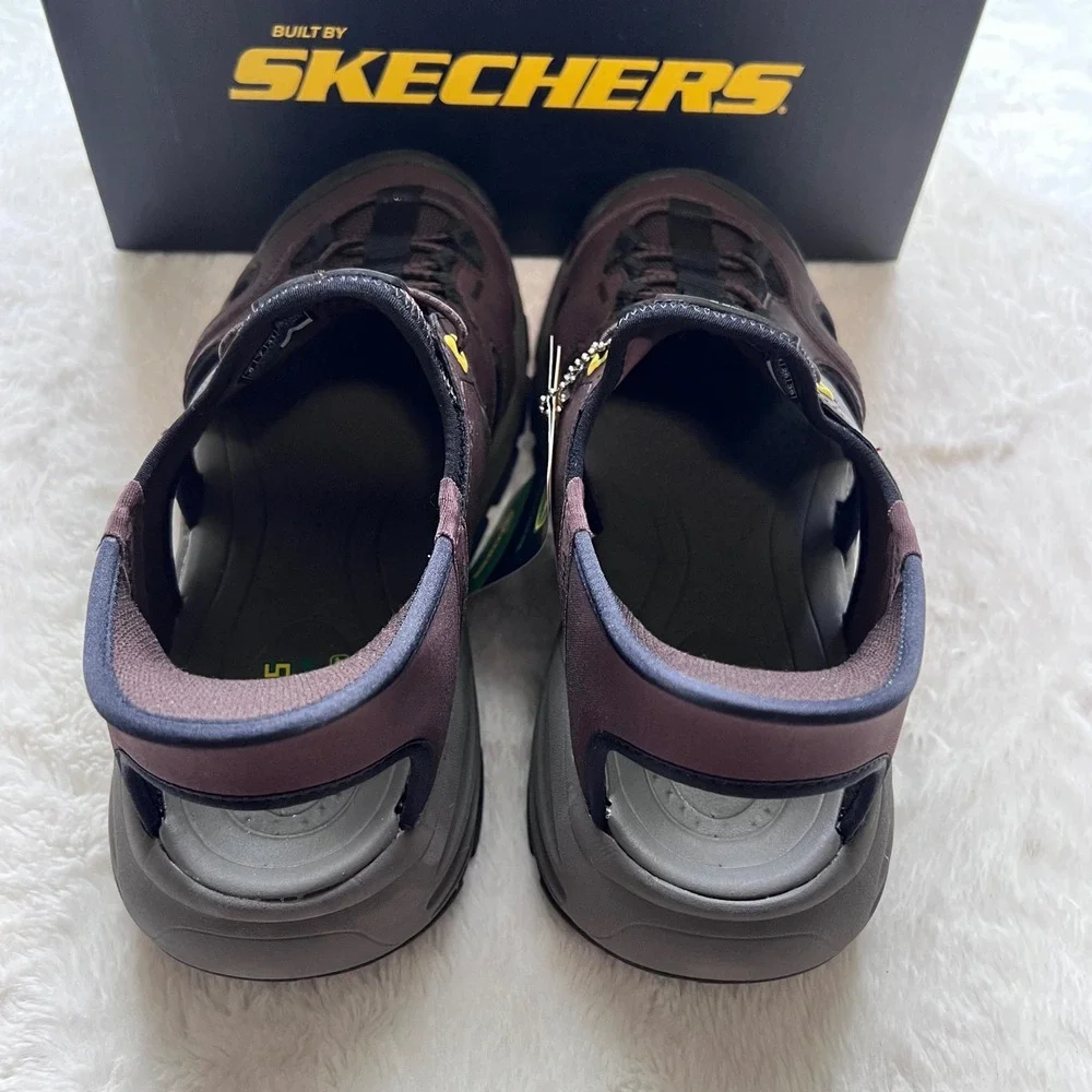Skechers hands free
